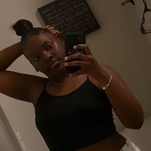 Meet your Posher, Ariel